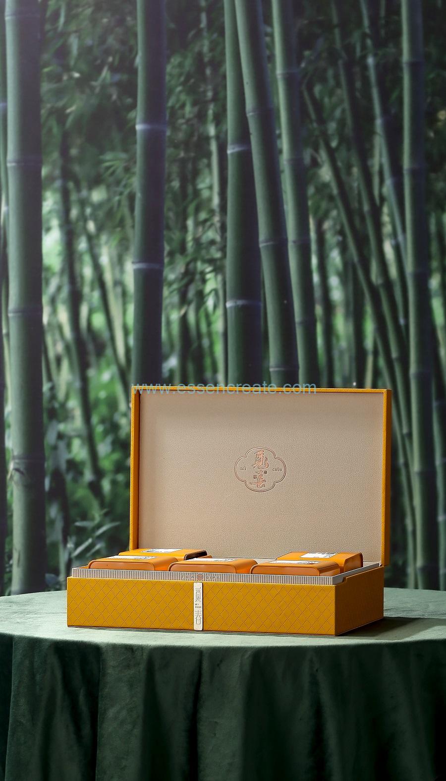 Caja de embalaje de cuero personalizada para trofeo. Caja de embalaje de cuero personalizada para trofeo.