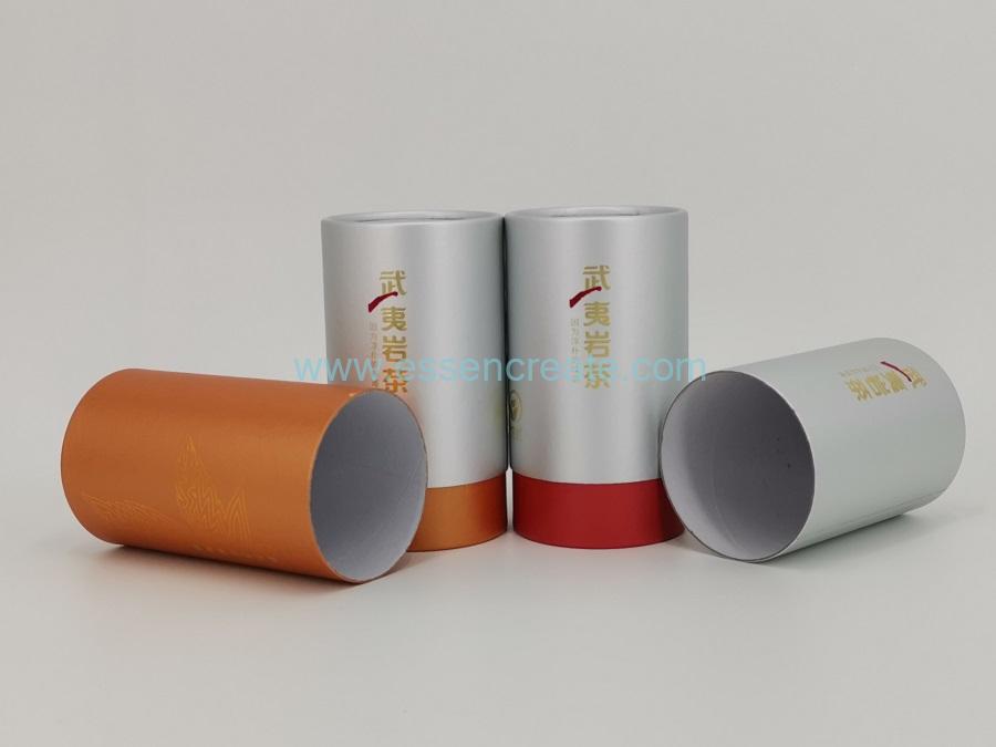 Caja de regalo con mini latas de aluminio para embalaje de té y metal. Caja de regalo con mini latas de aluminio para embalaje de té y metal.