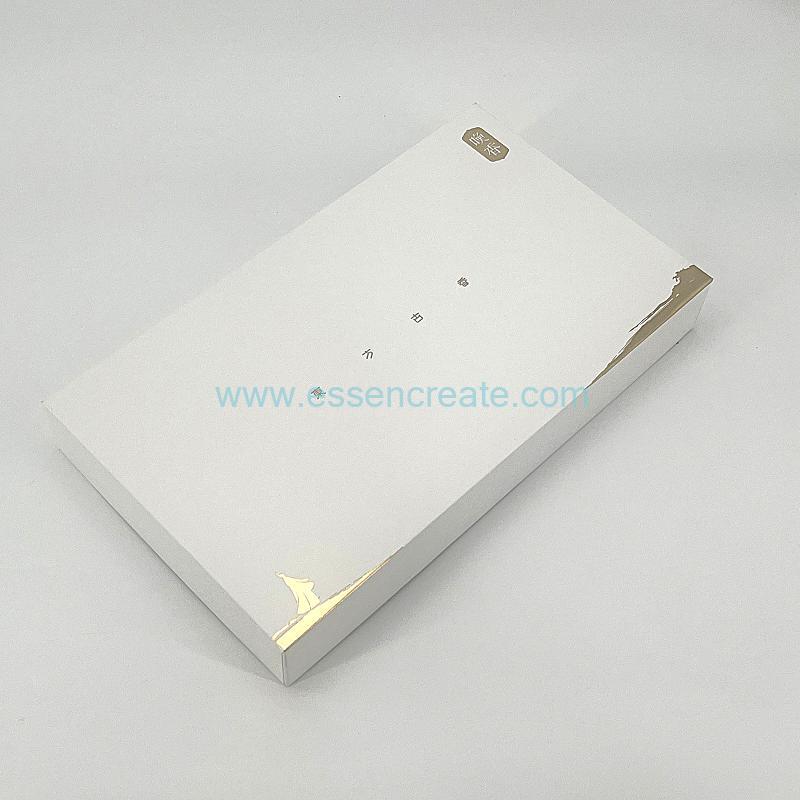 Luxury cosmetic packaging solutions