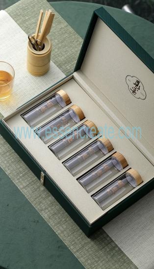 Monkey Kui Gift Box With Six Vials