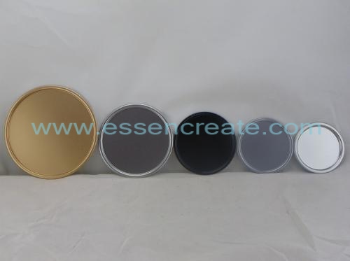 Materials Of Various Sizes Silver Bottom Cover