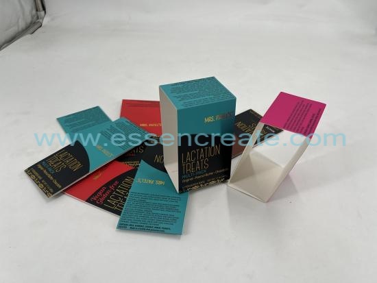 Customized Paper Folding Packaging Boxes